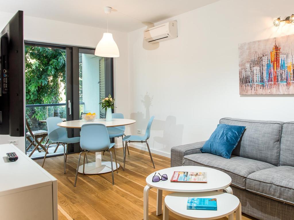 Apartment Svea - Free Parking Dubrovnik Exterior photo